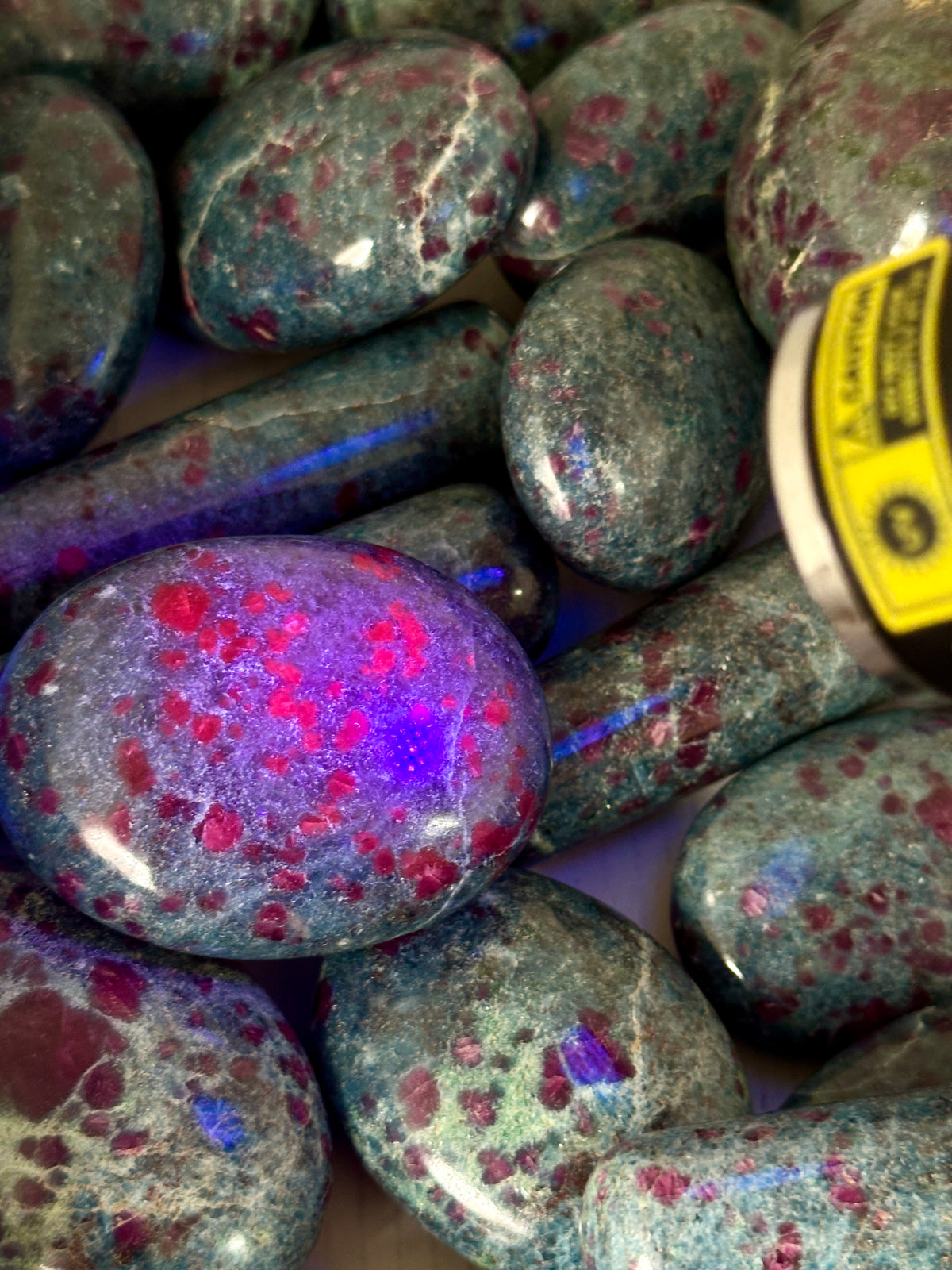 Ruby Kyanite image 4