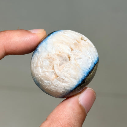 Glacierite Spheres (1KG)