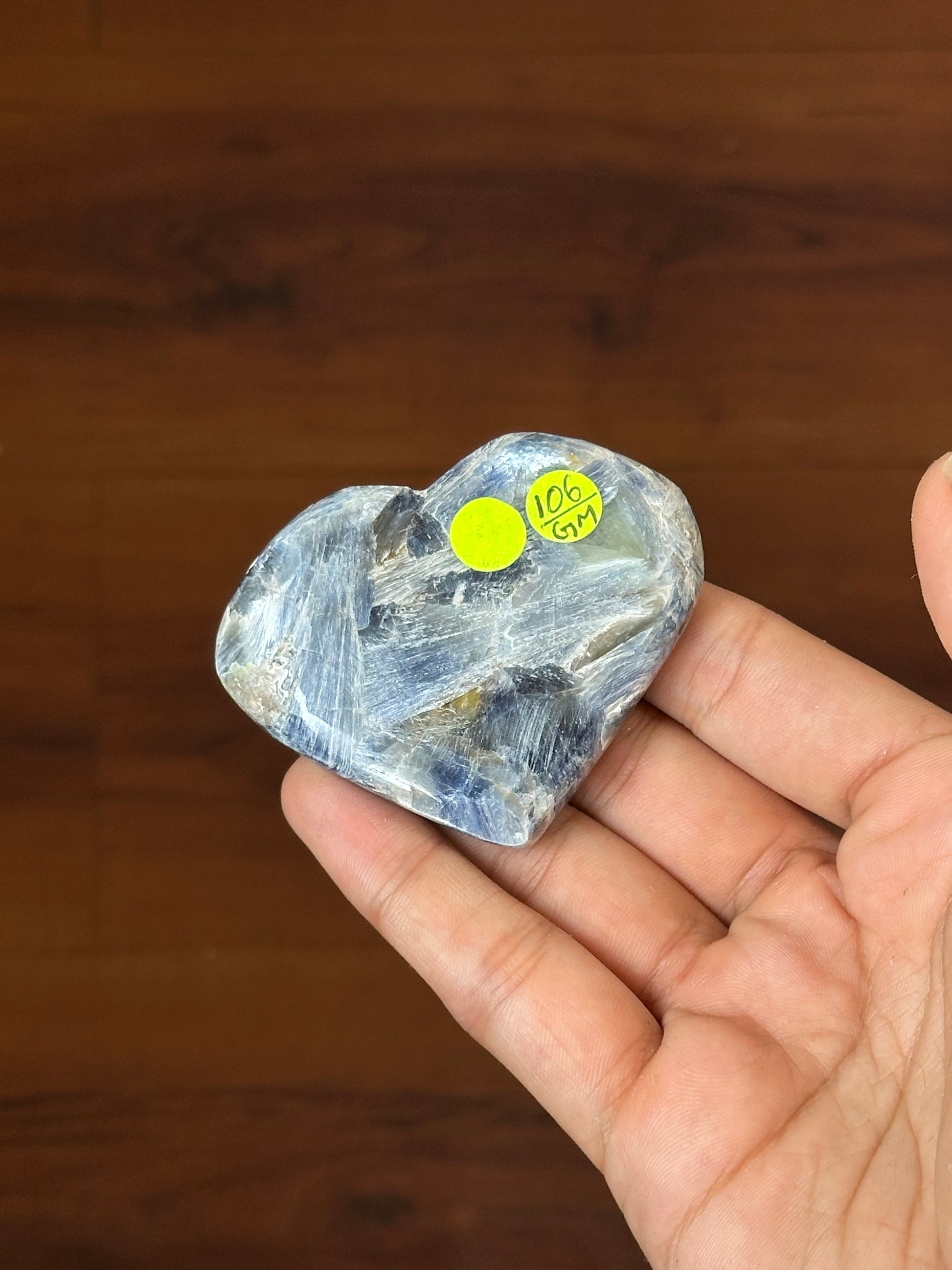 Kyanite in Quartz image 11