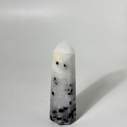 Tourmaline in Quartz Towers (1KG)