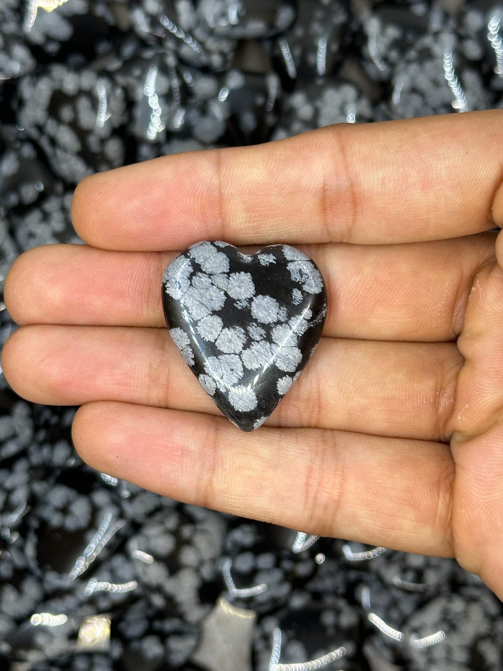 Mini Snowflake Obsidian Hearts image 1