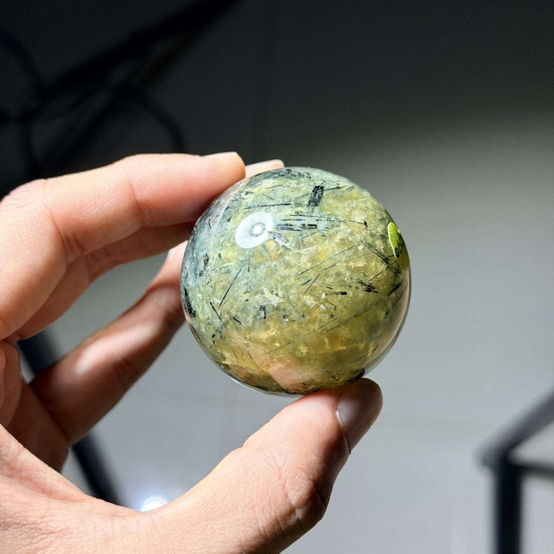Prehnite Sphere (1KG)
