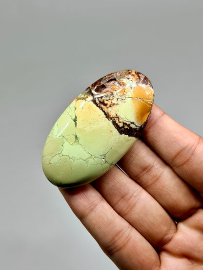 Citron Chrysoprase Palmstone