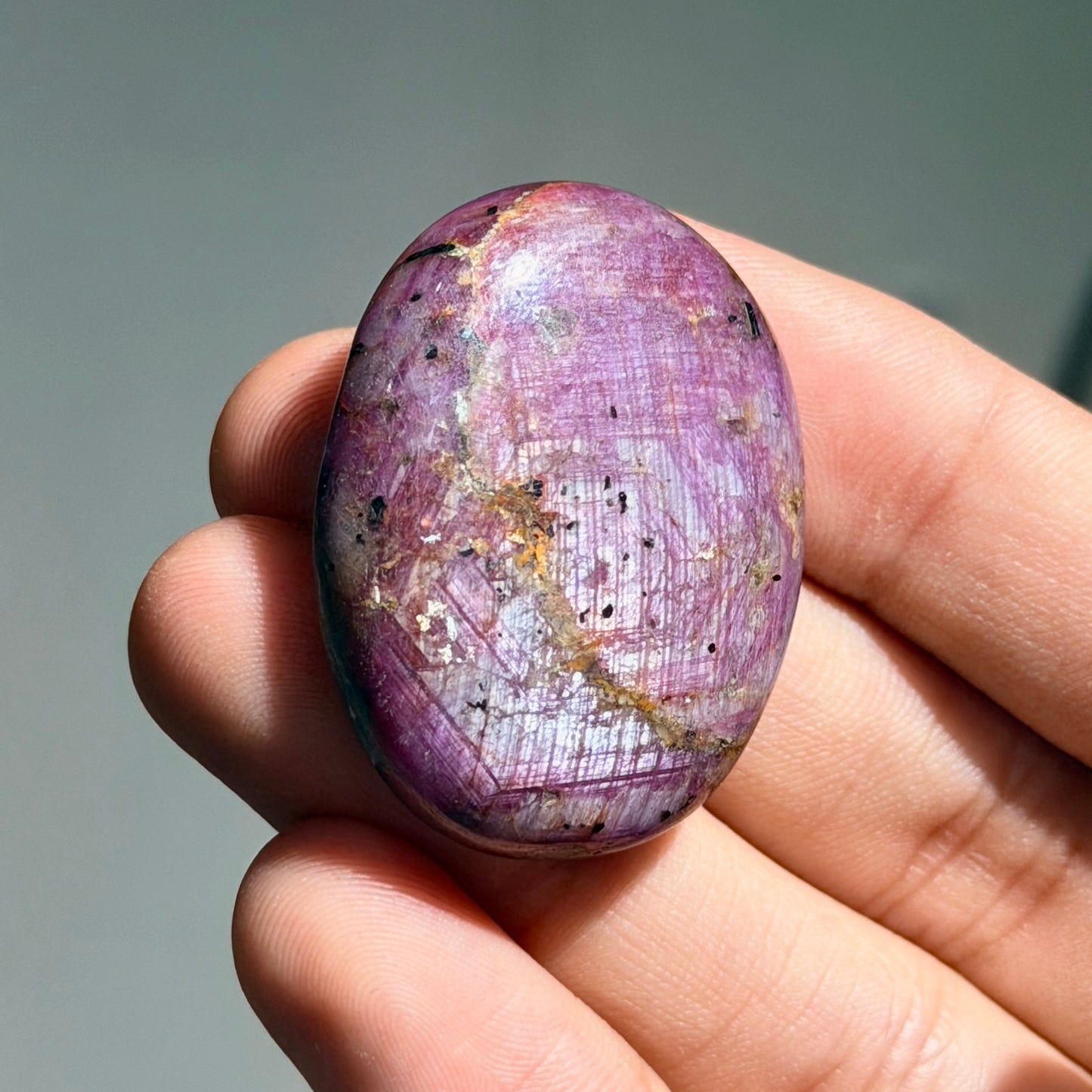 Star Ruby Mini Palmstones