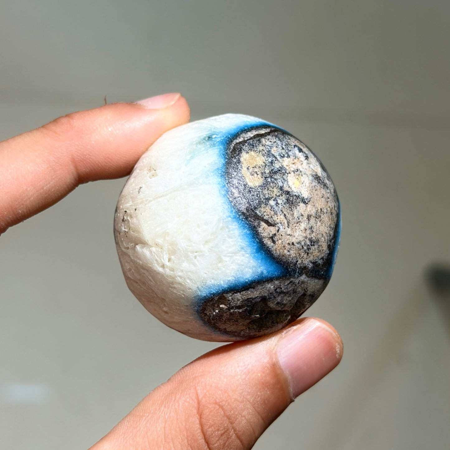Glacierite Spheres (1KG)
