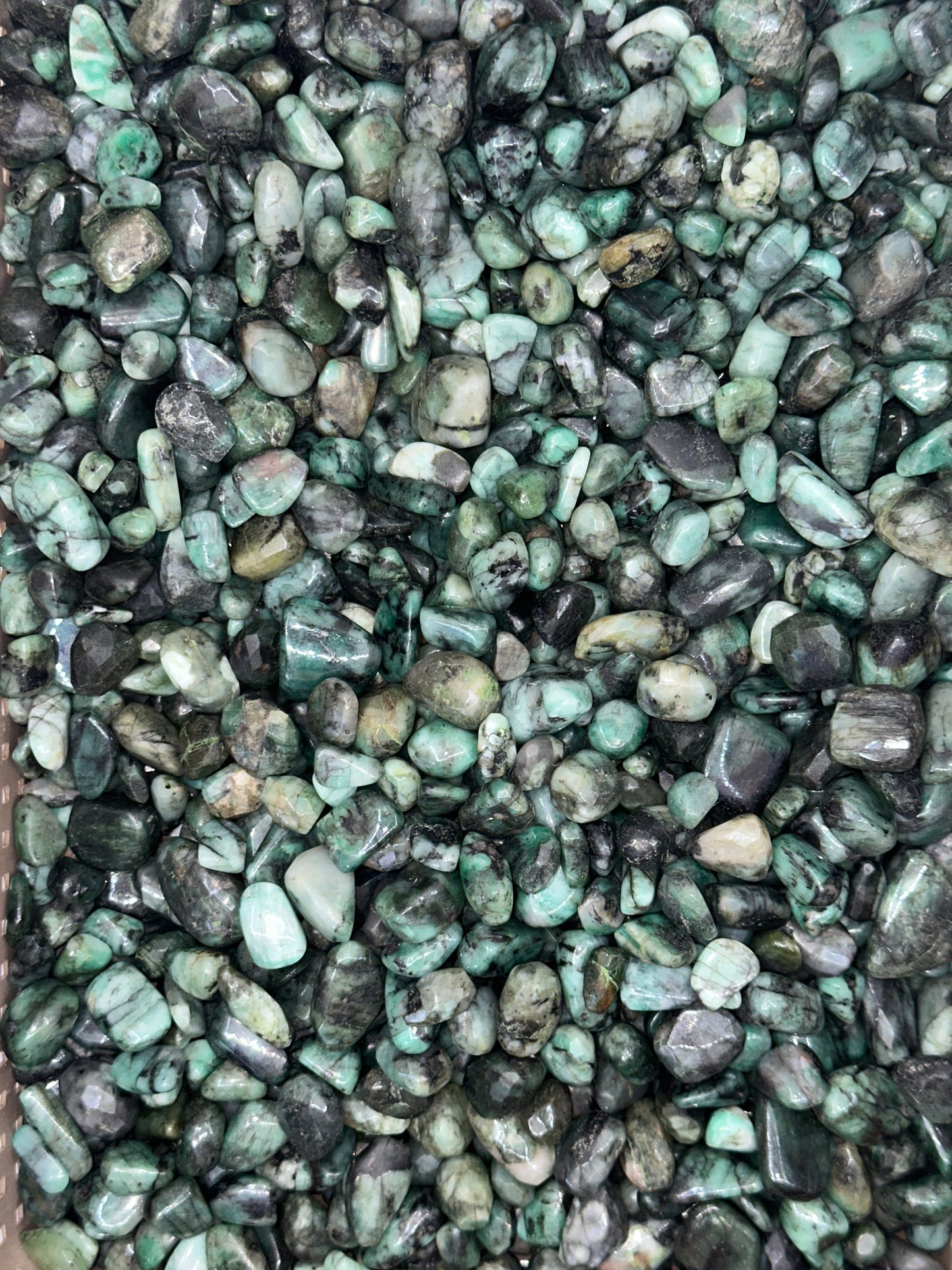 Emerald Tumble image 0