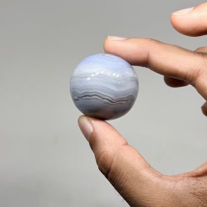 Blue Lace Agate Spheres (1KG)