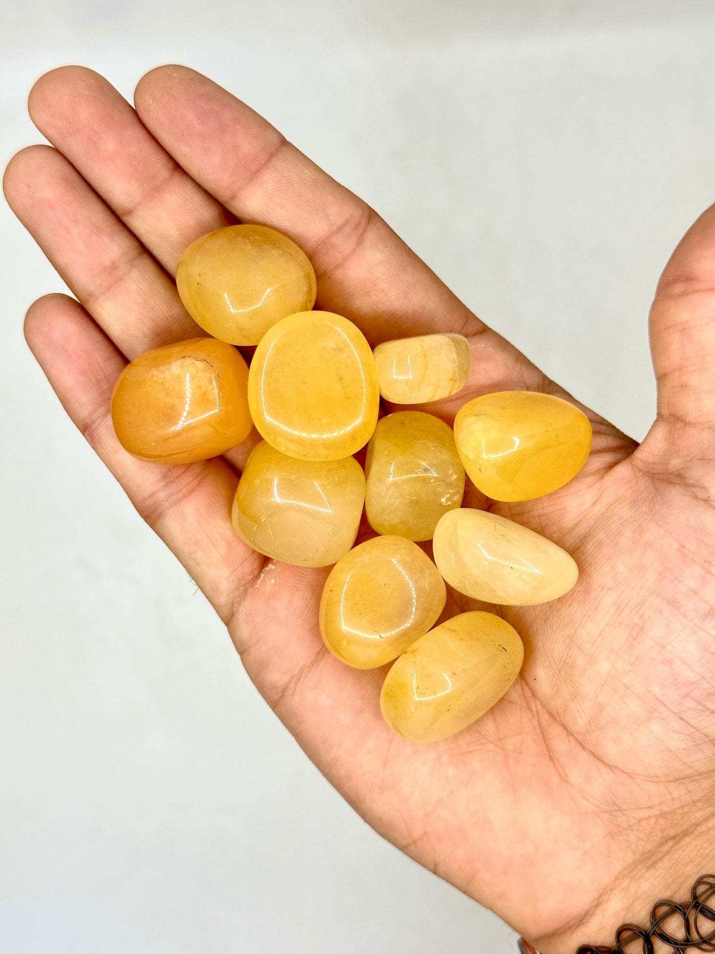 Yellow Quartz Tumble image 0