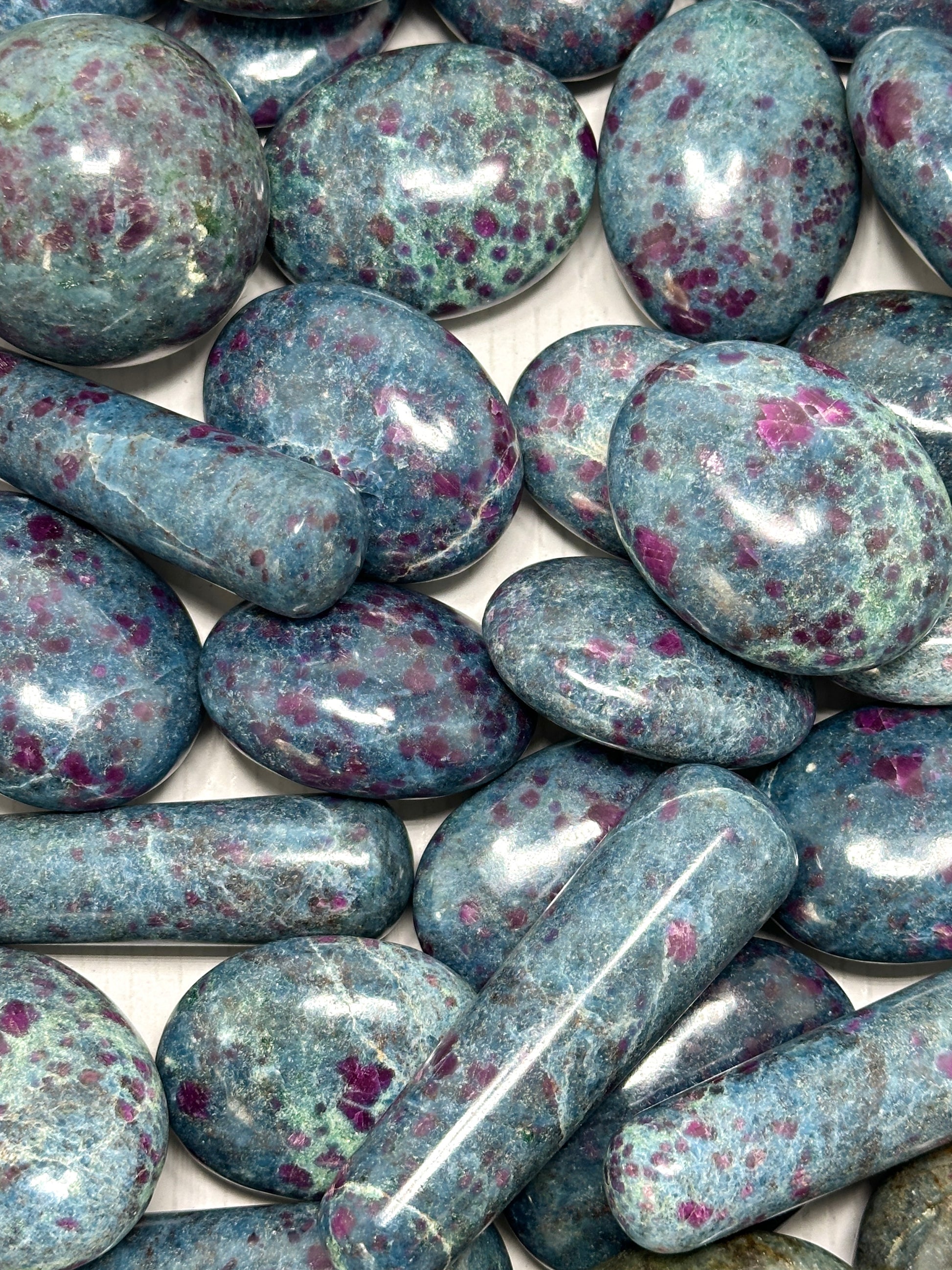 Ruby Kyanite image 2
