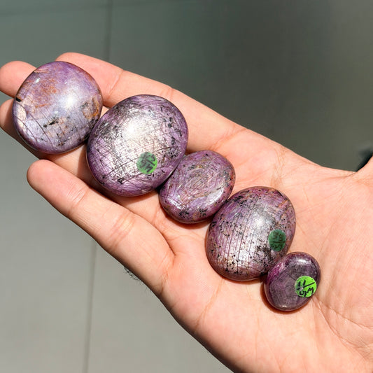 Star Ruby Mini Palmstones