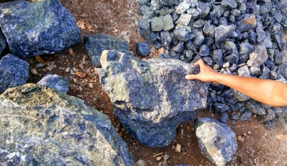 Iolite Rough image 1