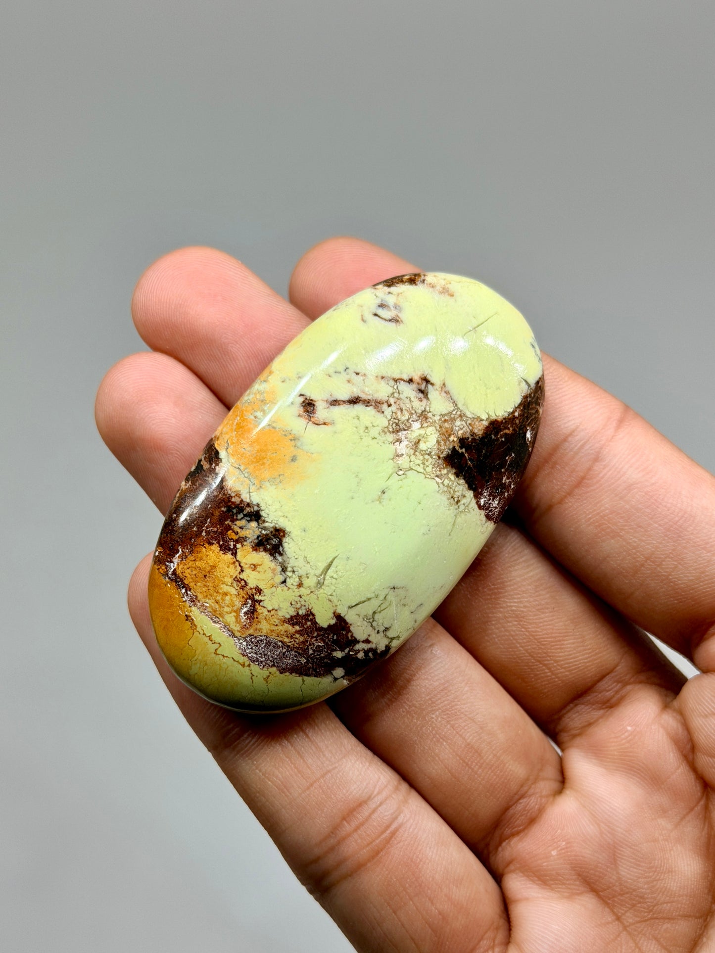 Citron Chrysoprase Palmstone