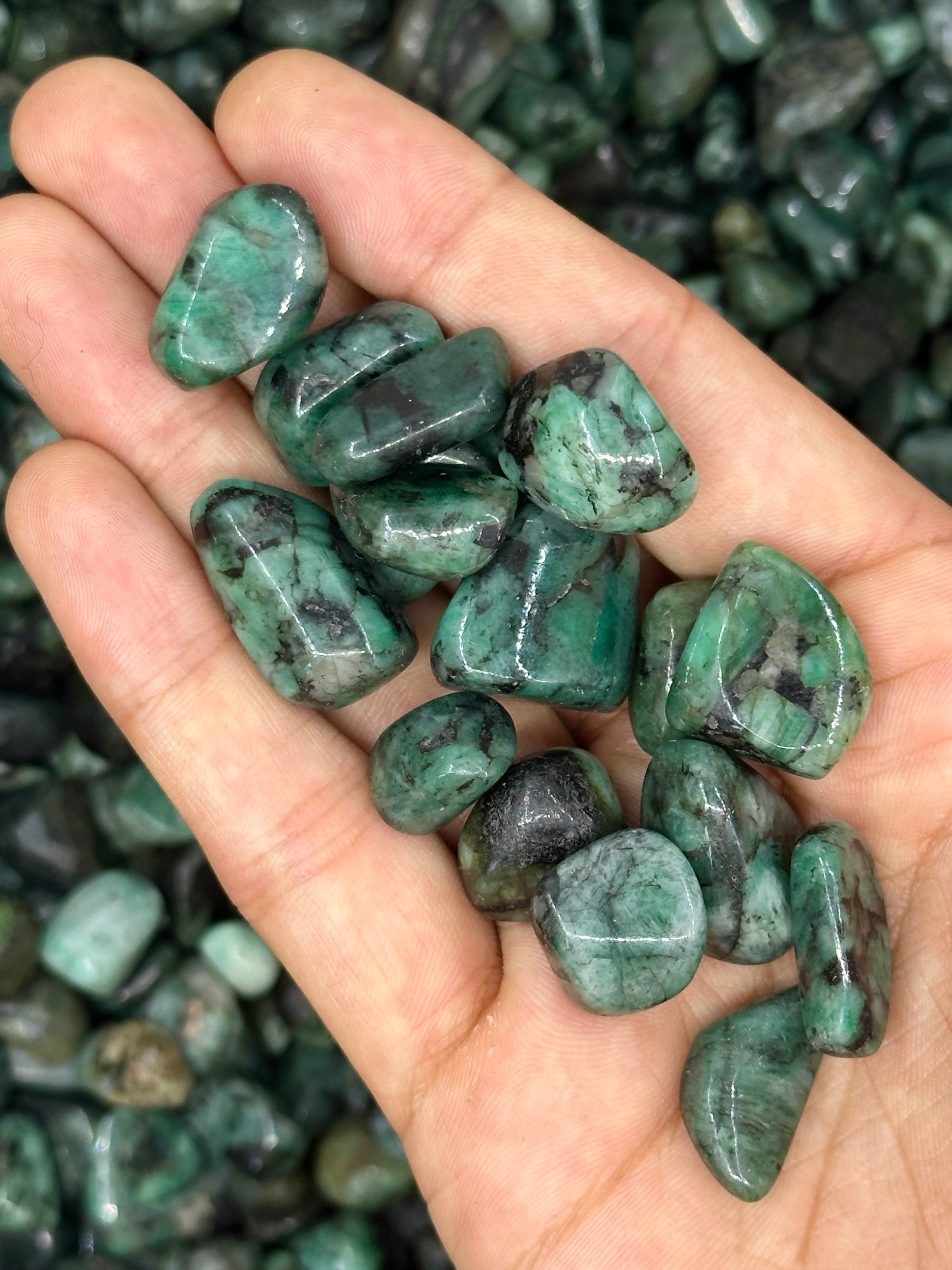 Emerald Tumble image 1