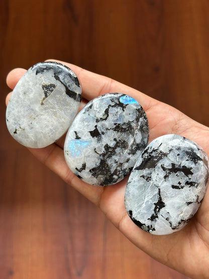 Rainbow Moonstone image 4