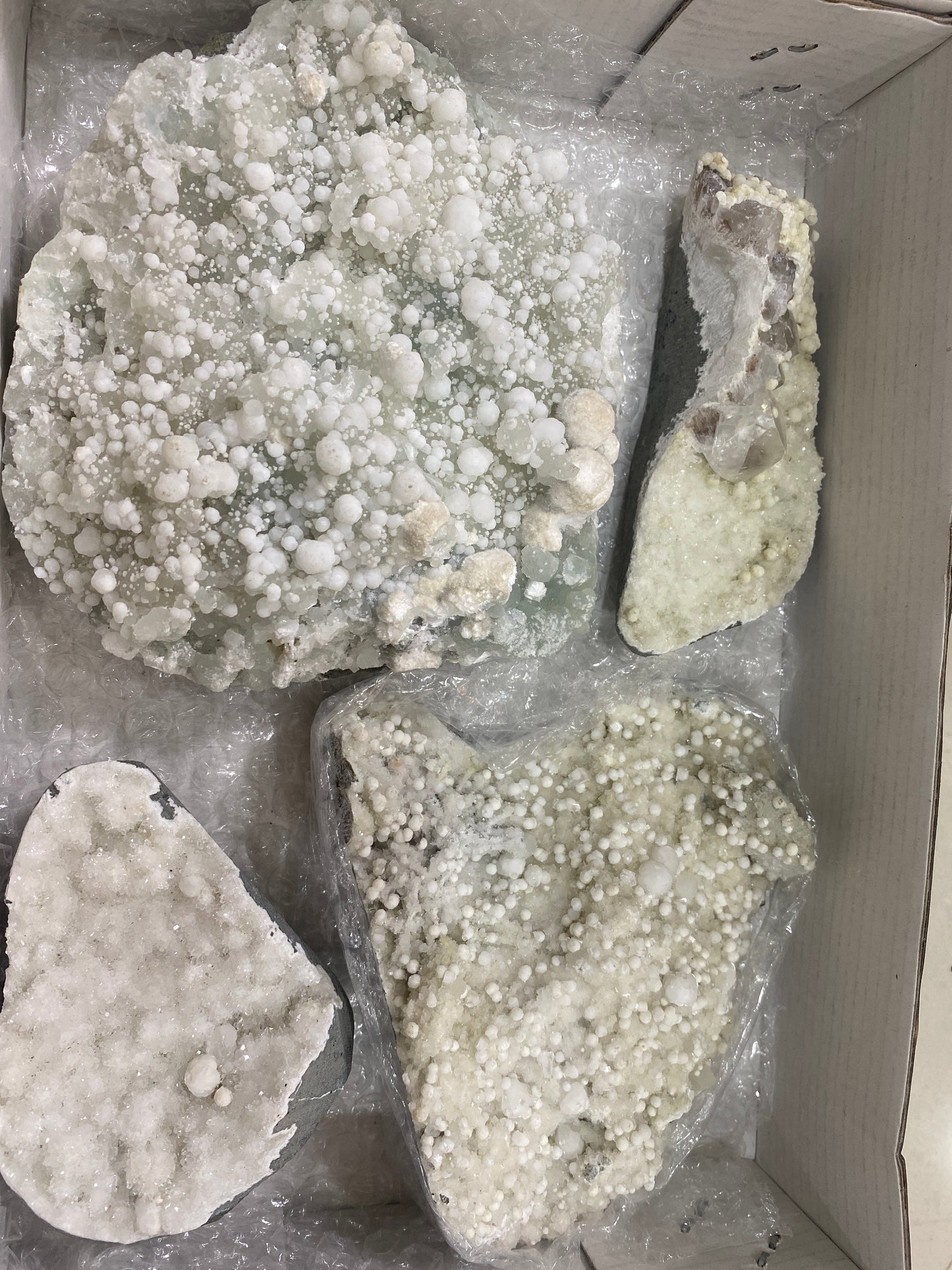 Gyrolite Mineral - 2.425 kg 3 pcs