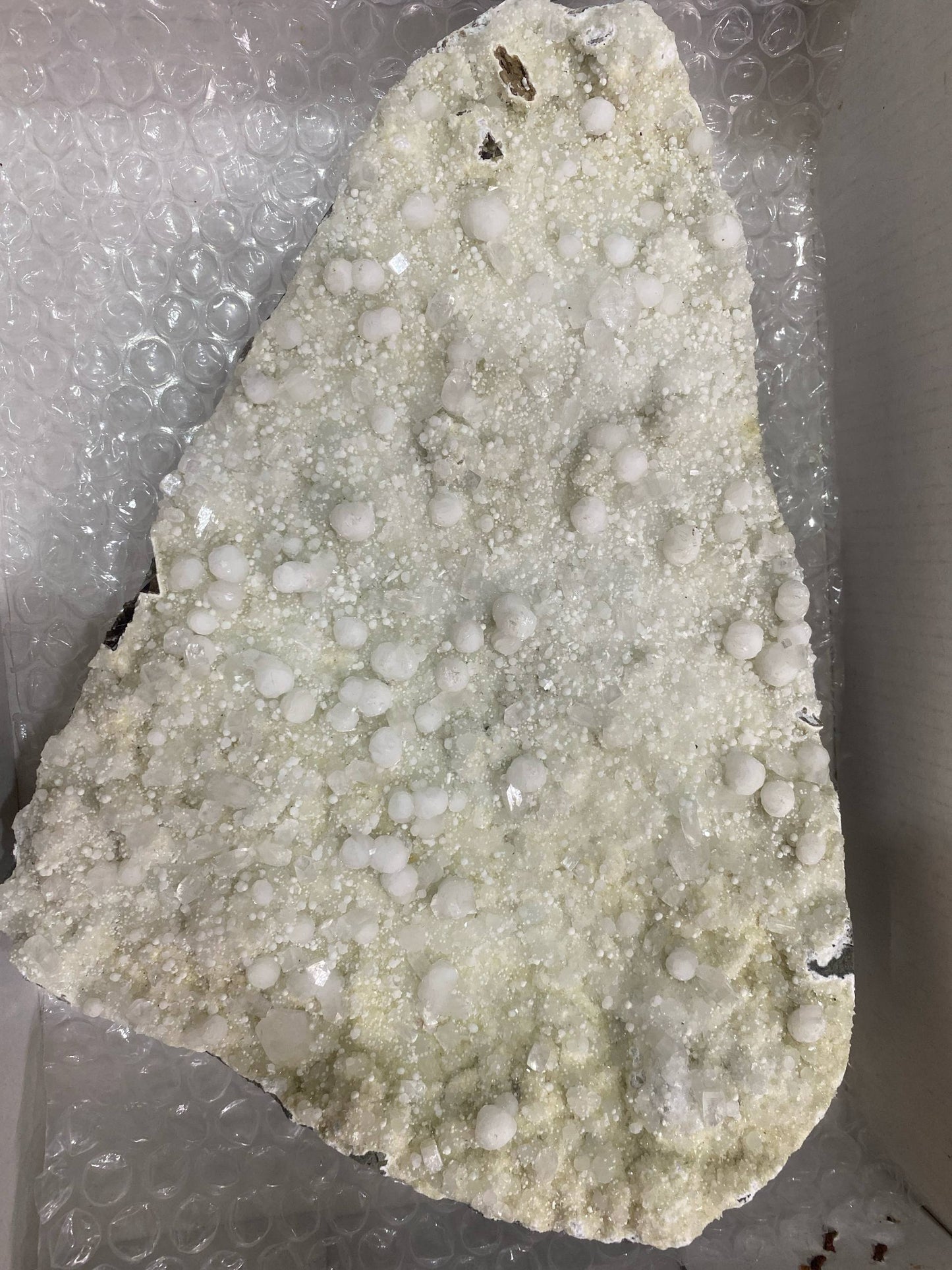 Gyrolite Mineral - 1.64 kg 1 pcs