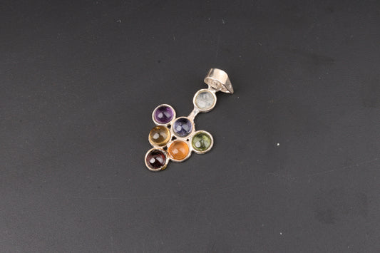 7 Chakra Gemstone Pendants 7