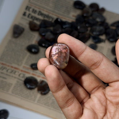 Arusha Sunstone with Iolite Tumbled Stones (1KG)