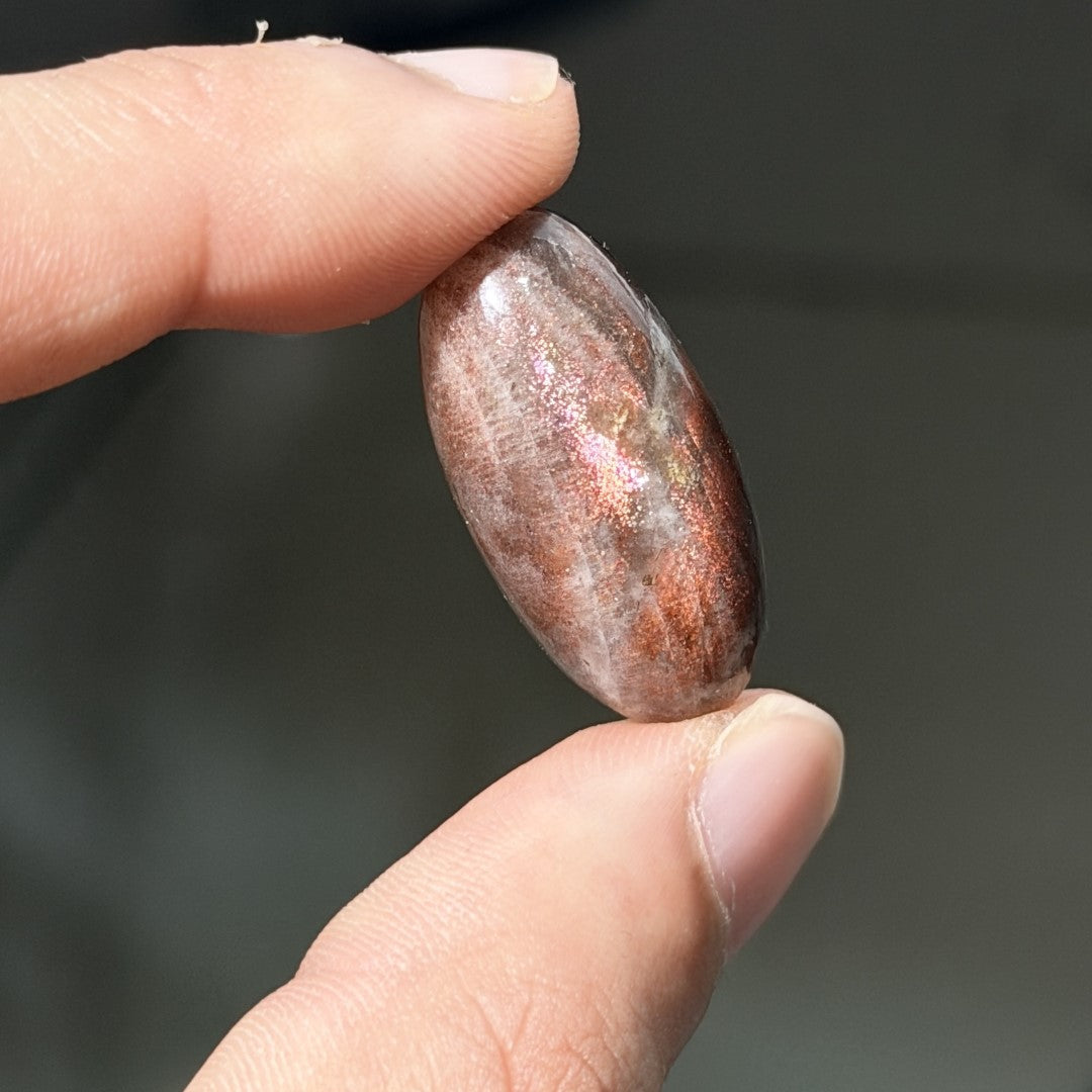 Arusha Sunstone with Shivalingam (1KG)