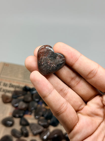 Arusha Sunstone with Iolite Hearts (1KG)