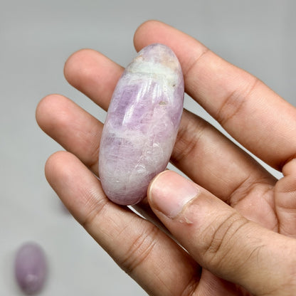 Kunzite Shivalingam (1KG)