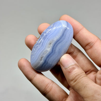 Blue Lace Agate Palmstone (1KG)