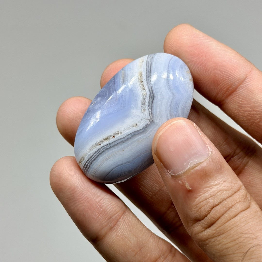 Blue Lace Agate Palmstone (1KG)