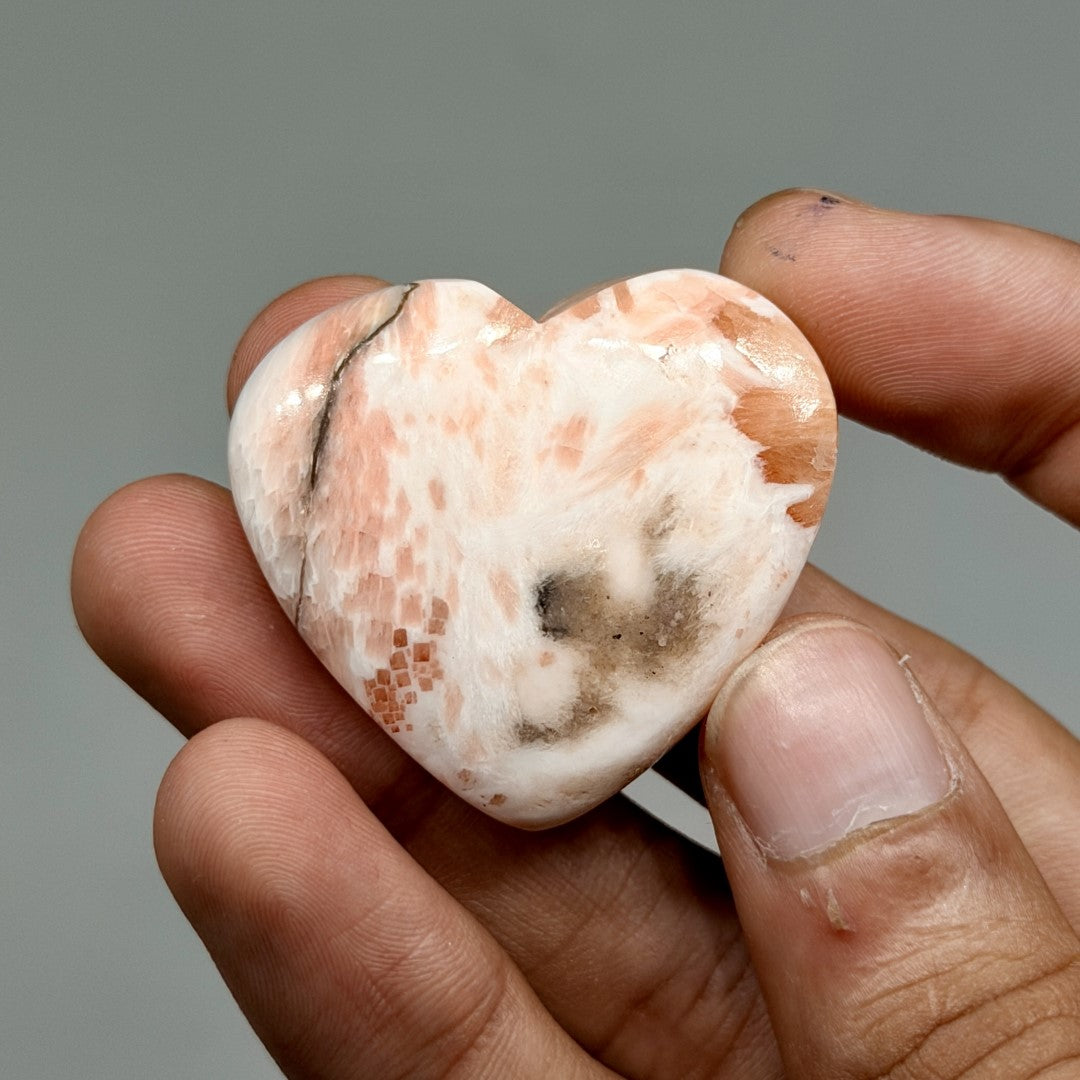 Pink Scolecite Hearts (1KG)