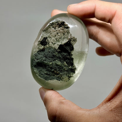 Himalayan Quartz Palmstone (1KG)