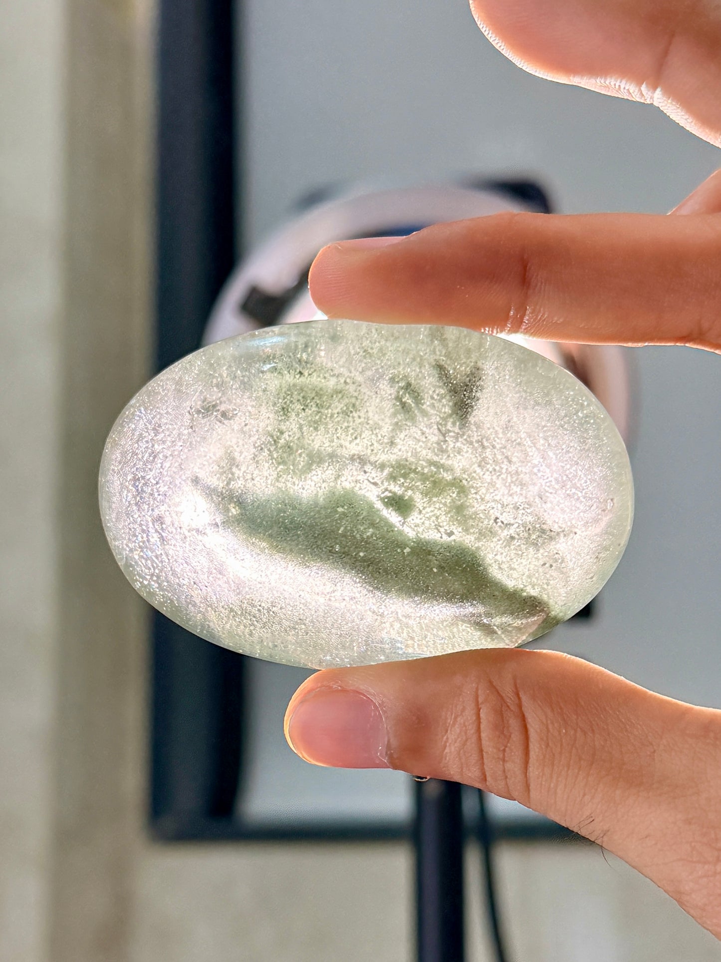 Himalayan Quartz Palmstone (1KG)