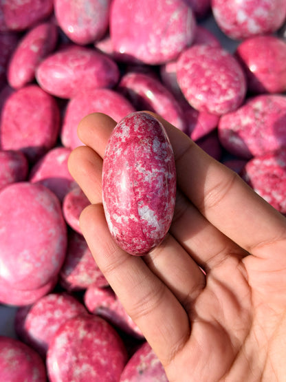 Red Thulite Shivas (1KG) (AAA)