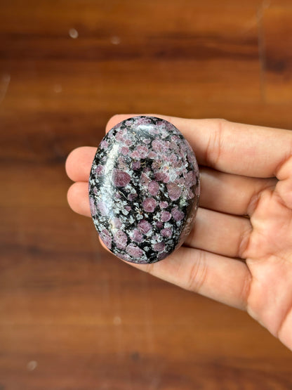 Spinel Palmstones image 4