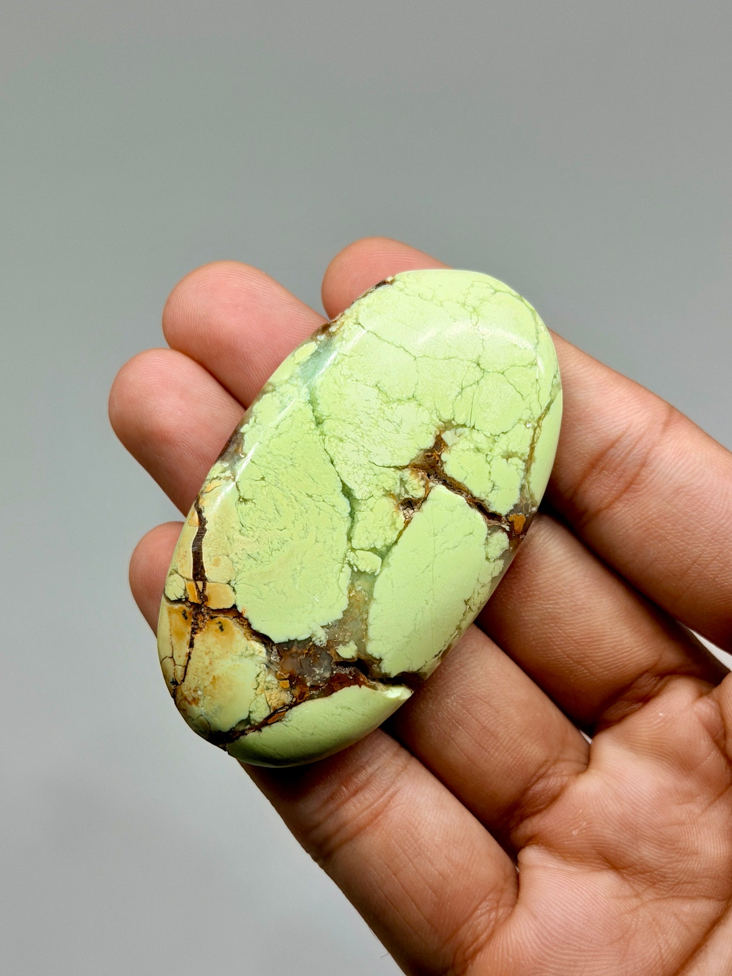 Citron Chrysoprase Palmstone