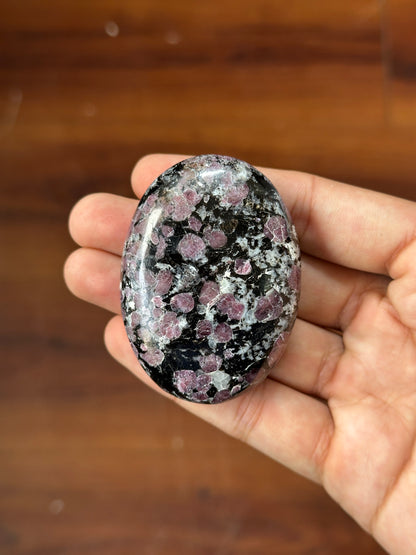 Spinel Palmstones image 2
