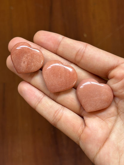 Mini Peach Moonstone Hearts image 0