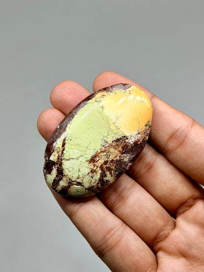 Citron Chrysoprase Palmstone