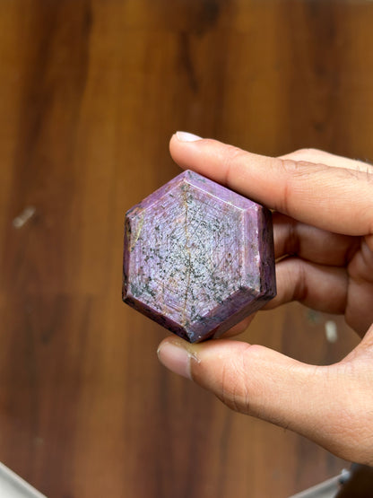 Ruby Hexagons image 4