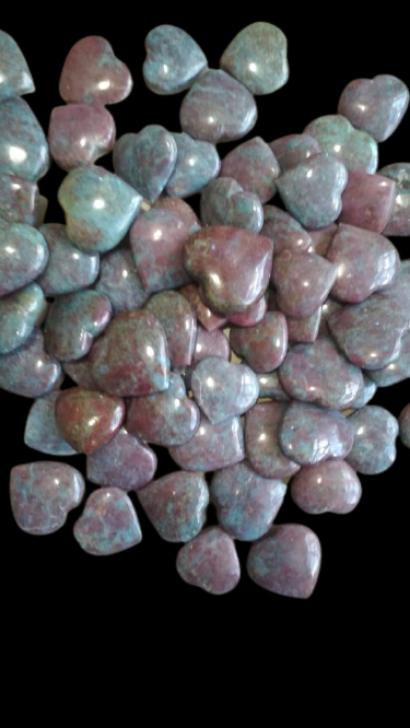 Ruby Kyanite Hearts (Small Sized 18-20 mm) image 1