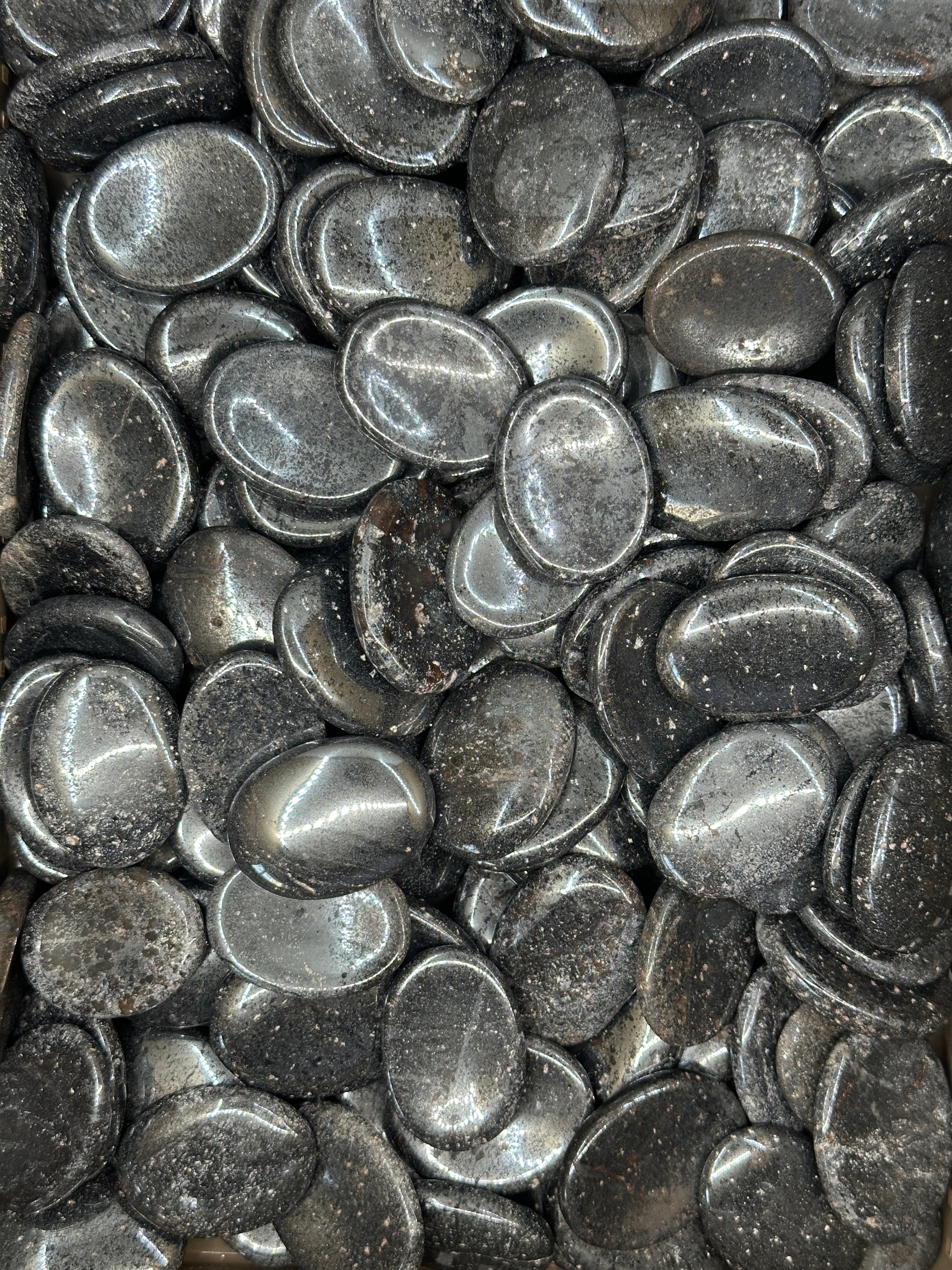 Larvakite image 6