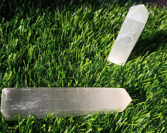 Selenite Towers  image 0