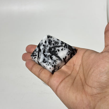 Tourmaline in Quartz Pyramid (1KG)