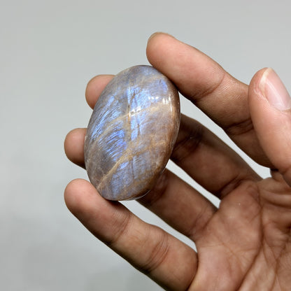 Blue Moonstone Palmstone (1KG)