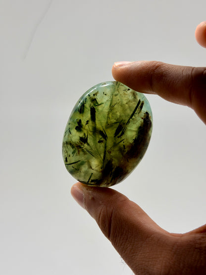 Prehnite Palmstone