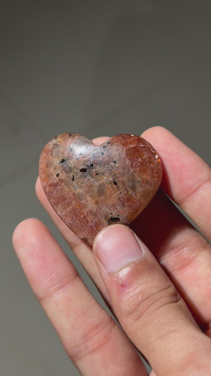 Confetti Sunstone Hearts (1KG)
