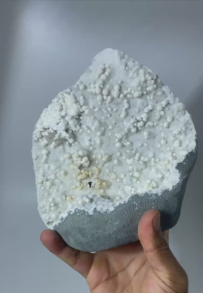 Gyrolite Mineral - 2 kg 2 pcs