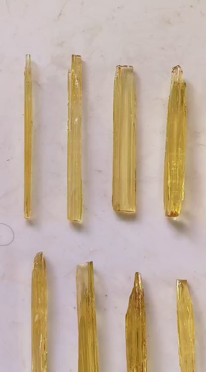 Beryl var. Heliodor Lot