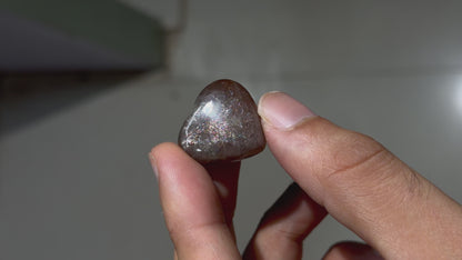 Arusha Sunstone with Iolite Hearts (1KG)