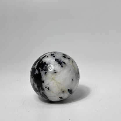 Tourmaline in Quartz Spheres (1KG)
